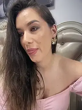 Stripchat Nude Webcam of HotXMom_