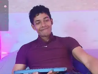 Xlovecam Live Sex Cam of VictoryCassus