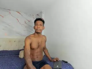 Xlovecam Nude Webcam of DanteFerro