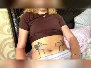 Xlovecam Free Porn Cam of CleliaMarchak