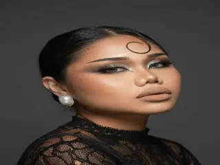 Xlovecam Live Sex Cam of AimyHotCumTrans