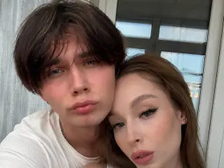 Xlovecam Live Sex Cam of SherlyDewick
