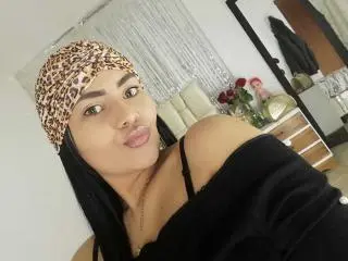 Xlovecam Free Live Porn of IssaHabib