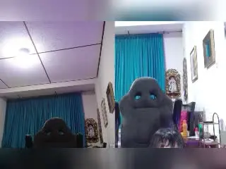 Xlovecam Watch Live Sex Cams of KellyDirty