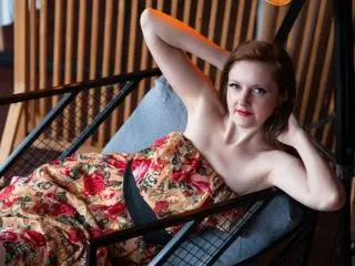 Xlovecam Sex Cam of MeganPirs