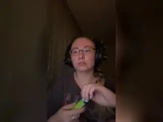 Xlovecam Live Sex Cam of Meeranda