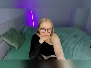 Xlovecam Best live sex cam show of MilanaSun
