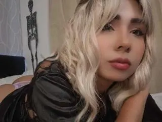 Xlovecam Adult Webcams of EmilyValk