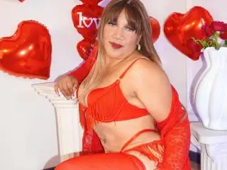 Xlovecam Adult Webcam of MiaMancini
