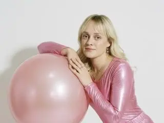 Xlovecam Private Sex Chat of KiraHarra