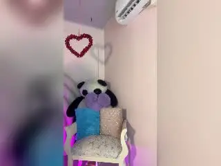 Xlovecam Free Live Porn of CelesteMorel