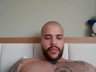 Xlovecam Nude Webcam of MedellynDark