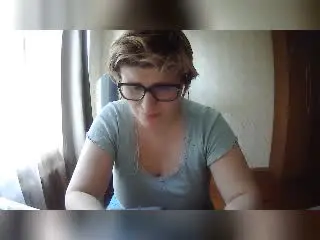 Xlovecam Sex Chat of SabrinaShine