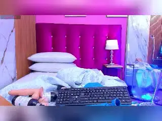 Xlovecam Best Webcam of NaughtyMissyy