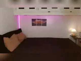 Xlovecam Free Porn Cam of MollyHotest