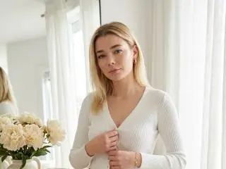 Xlovecam Watch Live Sex Cams of AdrieneDegennaro