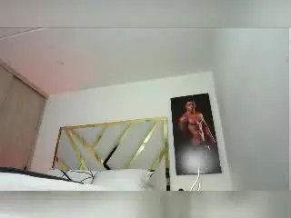 Xlovecam Live Sex Cam of DevinHunter