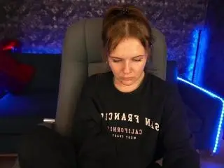 Xlovecam Live Sex Cam of MaribelRiverr