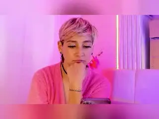 Xlovecam Live Sex Cam of DannyRouds