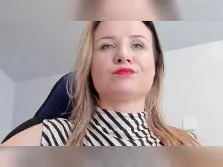 Xlovecam Live Sex of HeartlessQueenn
